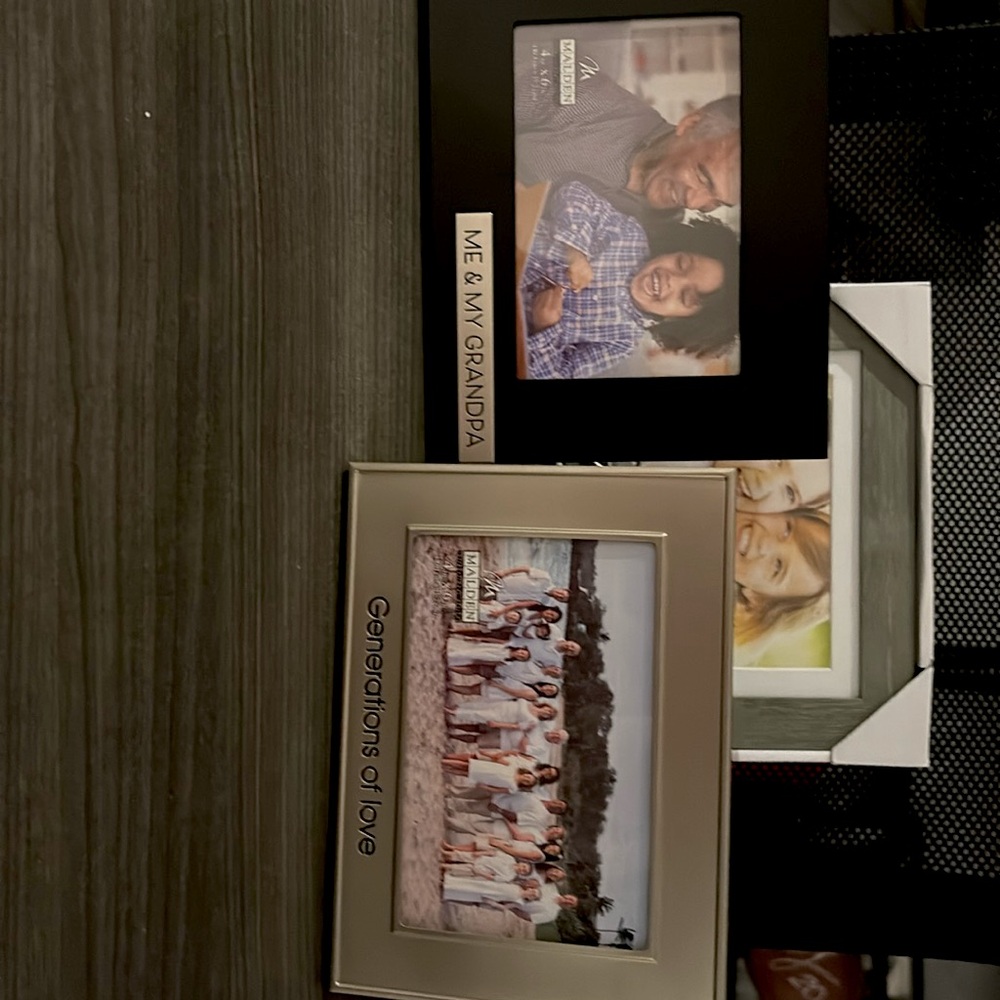 Picture frames - Picture 4 of 8